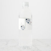 ベビーの外の寒さ冬のフローラ鹿の赤ちゃんシャワー ペットボトルラベル (裏面)