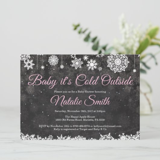 ベビーの外は寒い冬ピンクの女の子のベビーシャワー 招待状 (スタンド正面)