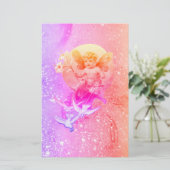 ベビーの妖精と鳩パープルピンクのスパークルファンタジー 便箋 (スタンド正面)