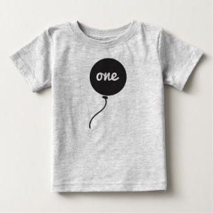 ベビーの最初誕生日のワイシャツ の灰色 ベビーTシャツ