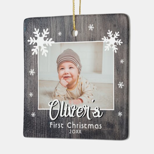 ベビーの素朴初めてのクリスマスウッドスノーフレーク写真 セラミックオーナメント (左)