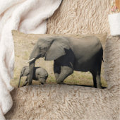 ベビーの象および母 ランバークッション (ブランケット)