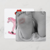 ベビーの足の足跡のシャワーの招待状の発表 招待状 (正面/裏面)