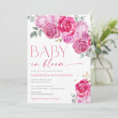 ベビーの開花ホットピンク明るい赤紫色明るいフローラ女の子 招待状 (スタンド正面)