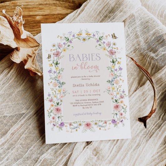 ベビーの開花ワイルドフラワーツインベビーシャワー 招待状