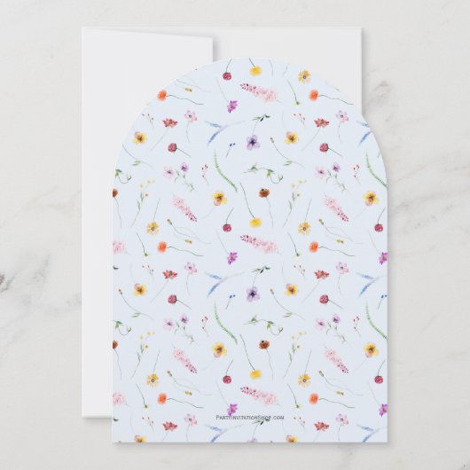 ベビーの開花ワイルドフラワーボーイベビーシャワーアーチトップ 招待状 (裏面)