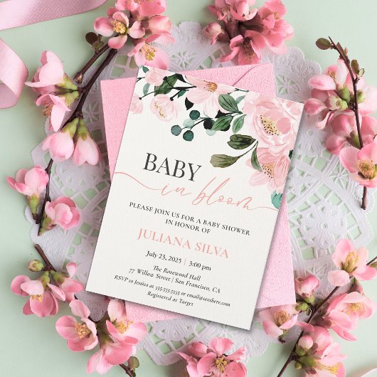 ベビーの開花水色の花女の子の赤ちゃんシャワー 招待状