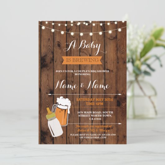 ベビーはシャワービールBBQの木製の招待を醸造しています 招待状 (スタンド正面)