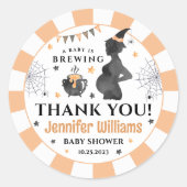 ベビーはハロウィーンの男の子の赤ちゃんシャワーを醸造している ラウンドシール (正面)