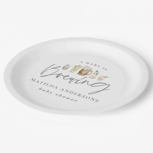 ベビーはビールのベビーシャワーを醸造している ペーパープレート (アングル)