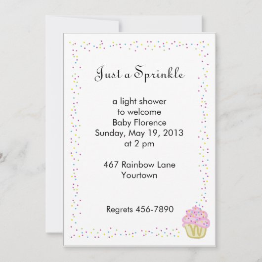 ベビーはピンクのカップケーキとシャワーの招待状を振りかけます 招待状 (正面)