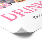 ベビーはピンクのハロウィンベビーシャワー飲料を醸造している ポスター (角)