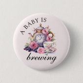 ベビーはヴィンテージティーポットとティーカップピンクを醸造 缶バッジ (正面)