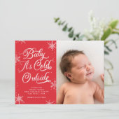 ベビーは寒い外の休日の誕生フォトカード シーズンカード (スタンド正面)