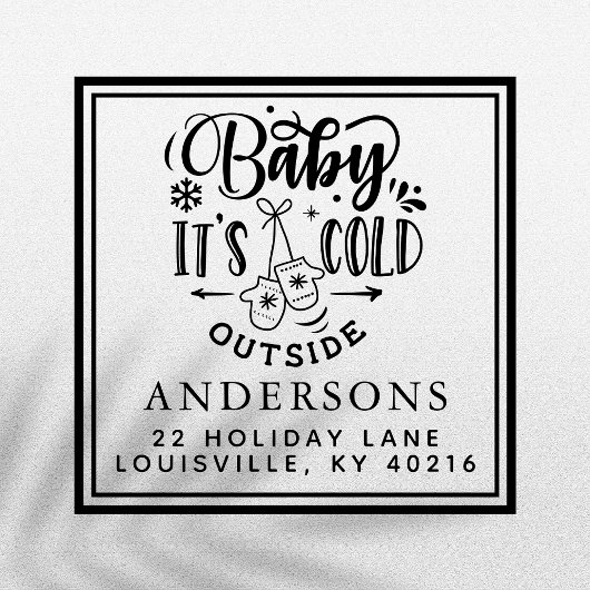 ベビーは寒い外の冬の休日のアドレス セルフインキングスタンプ