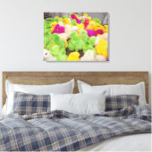 ベビーは染料で着色された市場でペンの中で雛を揚げる キャンバスプリント (インサイチュ (寝室))