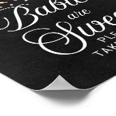 ベビーは甘いハロウィーンの赤ちゃんシャワーのサインである ポスター (角)