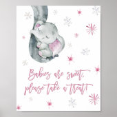 ベビーは甘いピンクの象の好意を取る ポスター (正面)