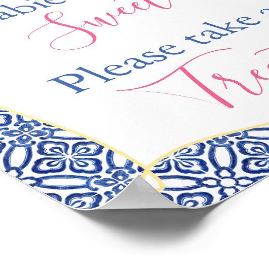 ベビーは甘いレモンのシャワーを楽しんで ポスター (角)