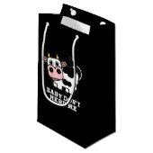 ベビーは私の牛のパおもしろいンダークBGを飼わない スモールペーパーバッグ (正面アングル)