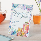 ベビーは赤ちゃんシャワーグレープフルーツジュースのサインを醸造している 台座サイン (インサイチュ)