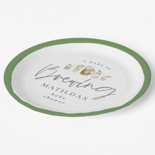 ベビーは、ビールのベビーシャワーパップを醸造している ペーパープレート (アングル)