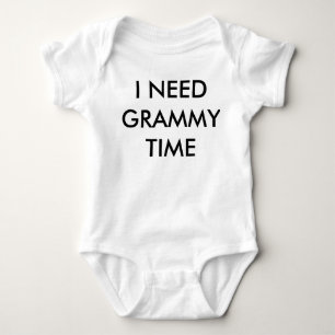 ベビーは Grammyを必要とします ベビーボディスーツ