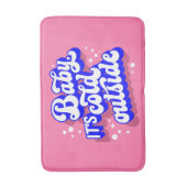 ベビーよくはしゃぐ、冬の外は寒いデザイン バスマット (正面縦)