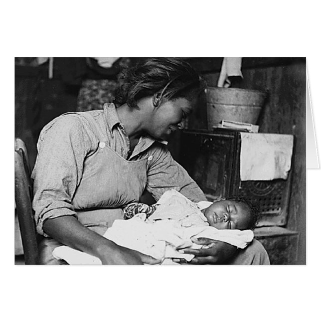 ベビーを持つ幸せで黒い母 (正面横)