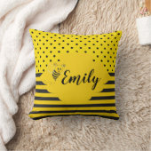 ベビーイエローブラックのまわりにストライプの水玉模様 クッション (ブランケット)