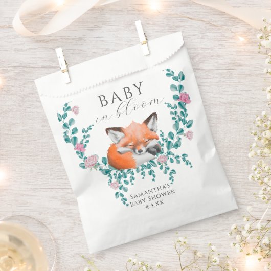 ベビーイン開花ウッドランドキツネグリーンリーベビーシャワー フェイバーバッグ (クリップ留めされた状態)