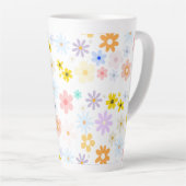 ベビーイン開花パステルフローラレトロベビーシャワー カフェラテマグ (右アングル)