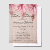 ベビーイン開花ピンクリネン花模様ベビーシャワー ベラム紙招待状 (オフセット)