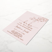 ベビーイン開花ベビーシャワーガールフォイル招待状 箔招待状 (回転した状態)