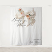 ベビーイン開花ホワイトボウフローラベビーシャワー タペストリー (正面)
