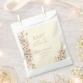 ベビーイン開花ボホニュートラルベビーシャワー フェイバーバッグ (クリップ留めされた状態)