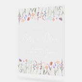 ベビーイン開花ワイルドフラワーベビーシャワーウェルカム アクリルサイン (傾斜)