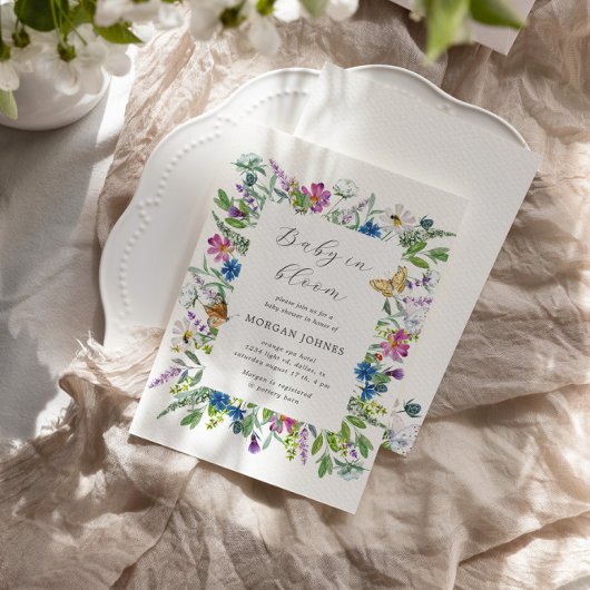 ベビーイン開花ワイルドフラワーベビーシャワー招待状