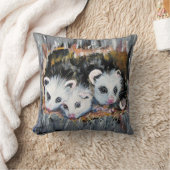 ベビーオポッサムインツリーホール装飾用クッション クッション (ブランケット)