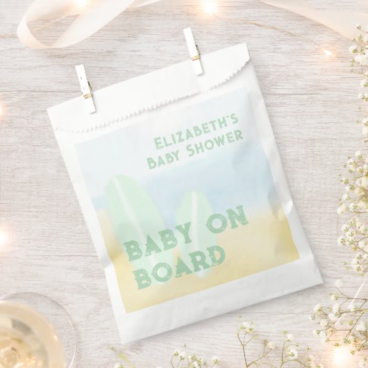 ベビーオンボードサーフィンビーチ水色ベビーシャワー フェイバーバッグ (クリップ留めされた状態)