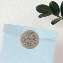 ベビーカウボーイが赤ちゃんシャワーを浴びる