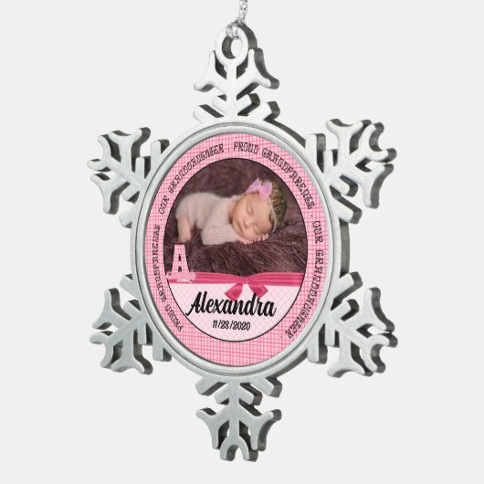 ベビーガールの新しい祖父母モノコラムA スノーフレークピューターオーナメント (右)
