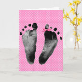 ベビーガールの足跡オン水玉模様 カード (黄色い花)