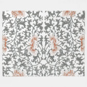 ベビーガールコーラルグレーホワイトビクトリアンバラパターン フリースブランケット (正面(横))