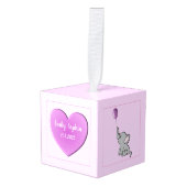 ベビーガールパーソナライズされたハートと象 キューブオーナメント (正面アングル)