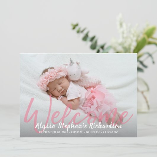 ベビーガールピンクの写真ウェルカム誕生の発表 招待状 (スタンド正面)