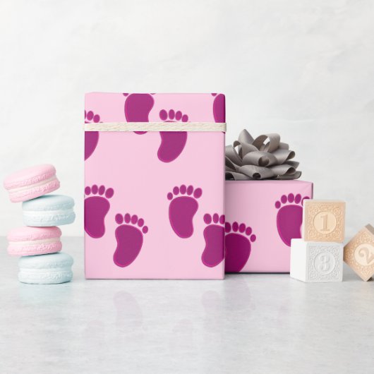 ベビーガールピンクフェイク刺繍プリント模様 ラッピングペーパー (ベビーシャワー)