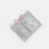 ベビーガールピンク雪片シャワー外は寒い スタンダードランチョンナプキン (角)