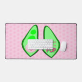 ベビーガールポップ・アートのピンクピー デスクマット (キーボード&マウス)