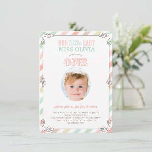 ベビーガールヴィンテージ1st誕生日パーティー写真招待状 招待状 (スタンド正面)